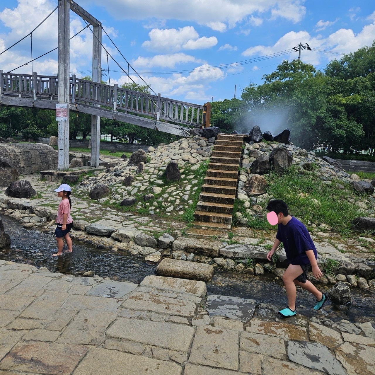 大阪市浪速区の放課後等デイサービスオハナピース大阪日本橋の弁天池公園へおでかけ